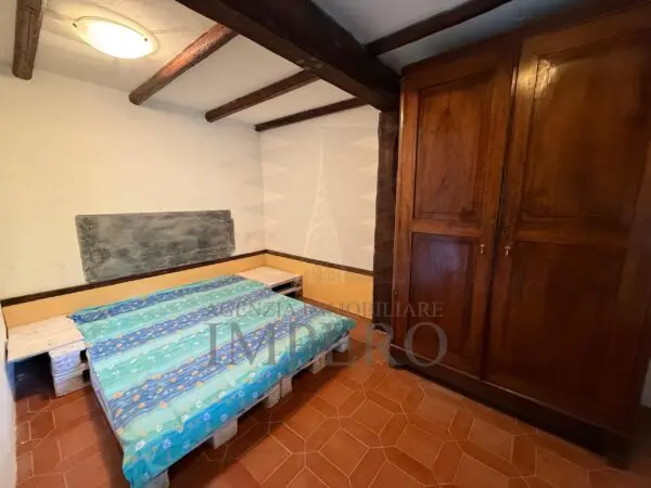 Villa Trifamiliare via Localitò Pian Del Soglio, Apricale