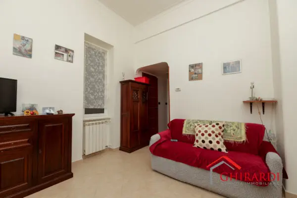 Bilocale via Molfino 6, Sestri Ponente, Genova