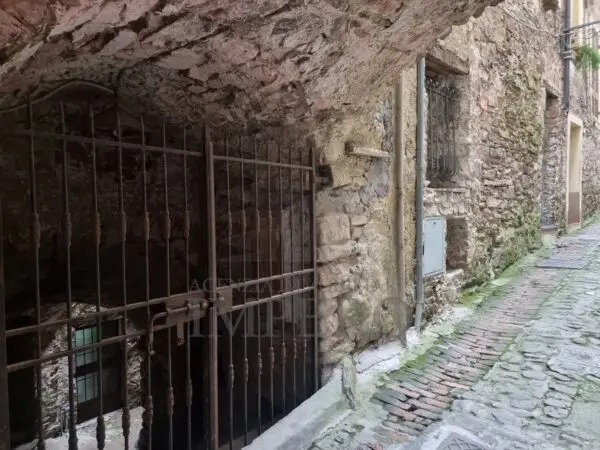 Bilocale via San Bartolomeo 15a, Apricale