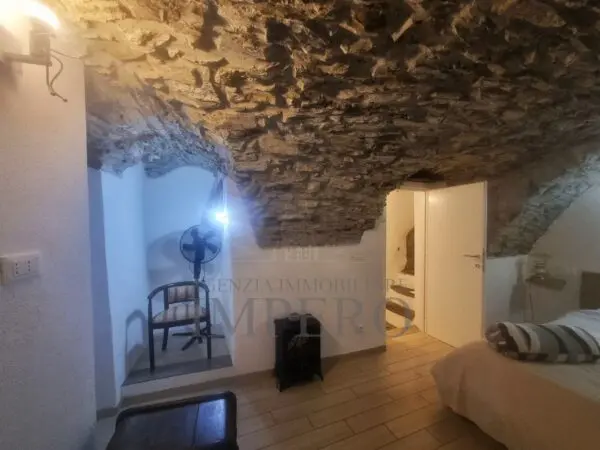 Bilocale via Martiri Della Liberta, Apricale