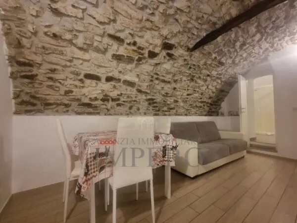 Bilocale via Martiri Della Liberta, Apricale