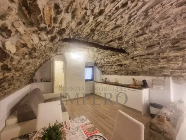Bilocale via Martiri Della Liberta, Apricale