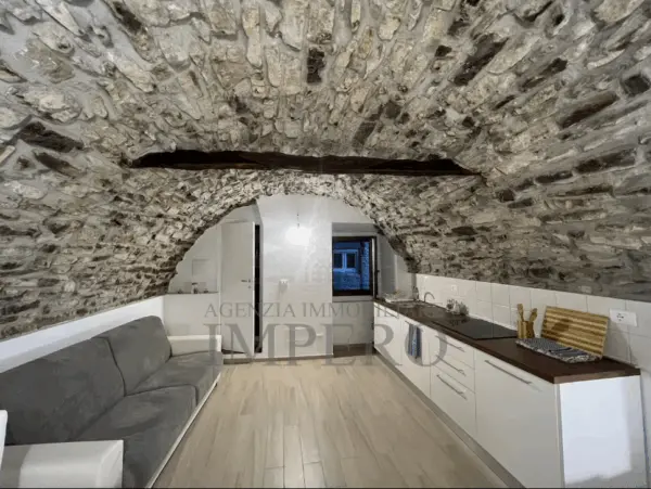 Bilocale via Martiri Della Liberta, Apricale