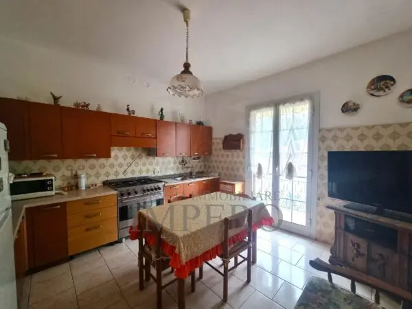 Quadrilocale via Gallardi 133, Ventimiglia