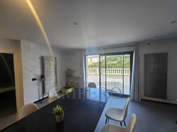 Villa Trifamiliare corso Nizza 9, Ventimiglia