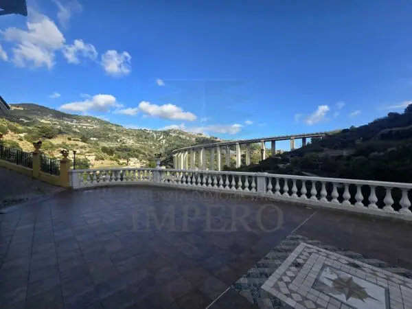 Villa Trifamiliare corso Nizza 9, Ventimiglia