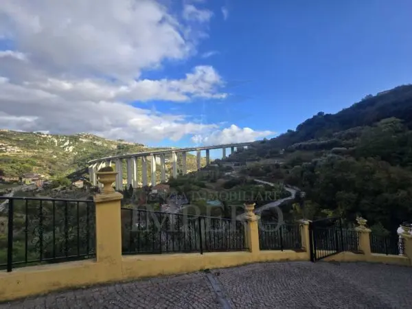 Villa Trifamiliare corso Nizza 9, Ventimiglia