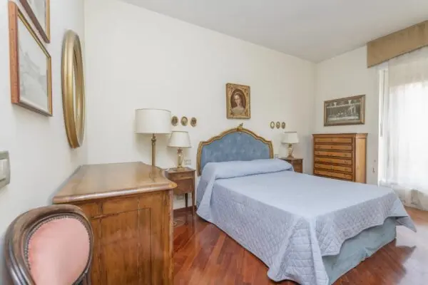 Appartamento via Borgaro, Torino