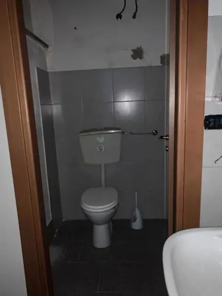 Immagine per Negozio in vendita a Arezzo via Fonte Veneziana