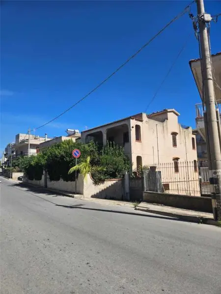Villa via Dei Mille, Noto