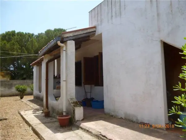 Villa via Dei Cosmonauti, Siracusa