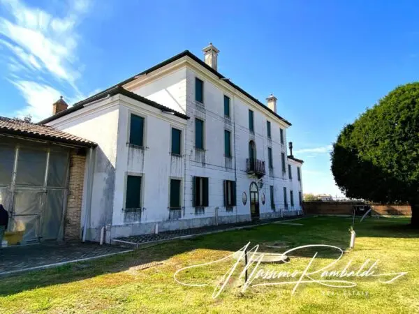 Villa via Cesare Battisti 43, Canaro