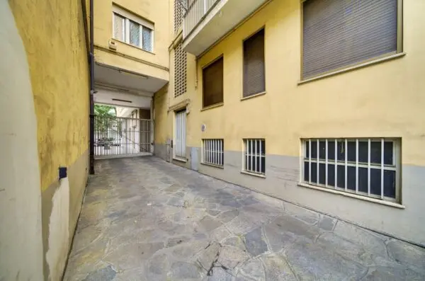 Negozio piazza Del Monastero 3, Parella, Torino