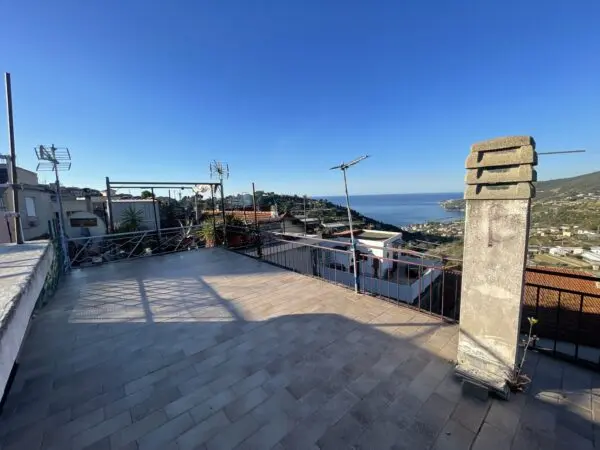 Appartamento via Vicolo Littardi 19, Sanremo