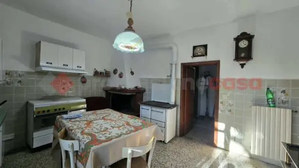 Appartamento via Rigutino - Loc Sassaia, Arezzo