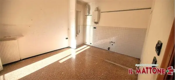 Appartamento via Campomorone, Genova
