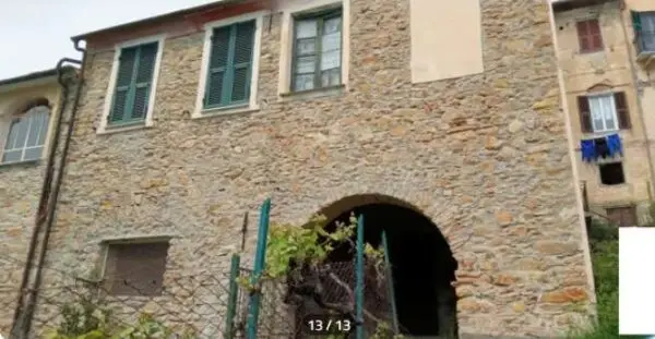 Magazzino via De Amicis Snc, Pontedassio