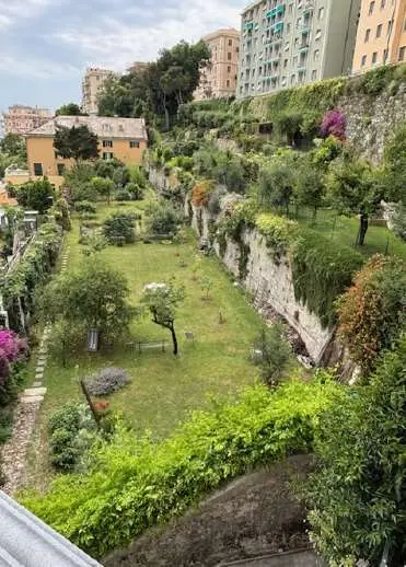 Appartamento via Adamo Centurione 9d, Genova