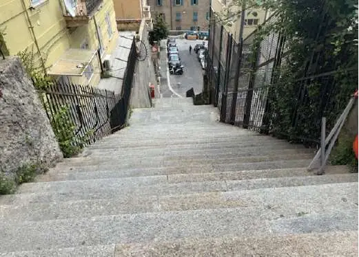Appartamento via Adamo Centurione 9d, Genova