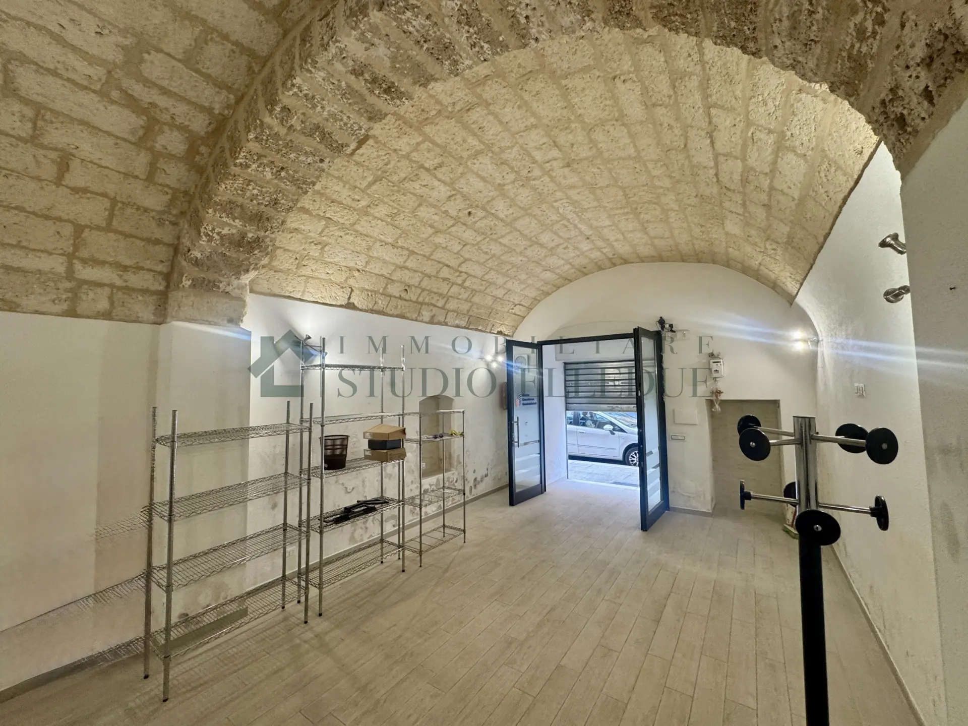 Immagine per Capannone in vendita a Bari via Trevisani 34