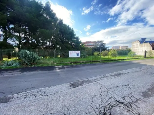 Agricolo via Vito Donato Bianco, Sammichele Di Bari