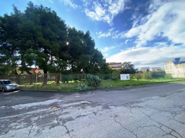 Agricolo via Vito Donato Bianco, Sammichele Di Bari