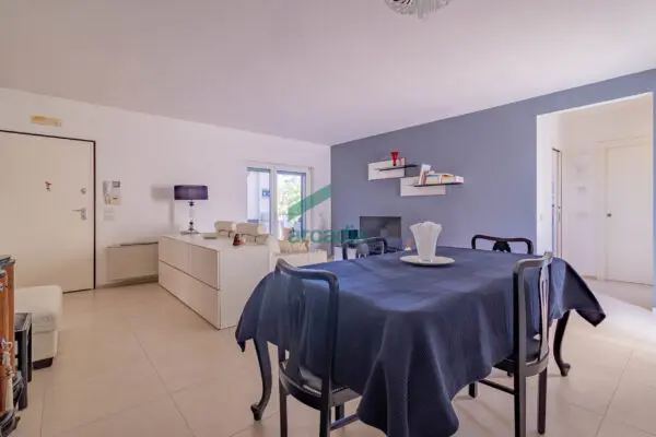 Quadrilocale via Rosario Livatino 97, Bari