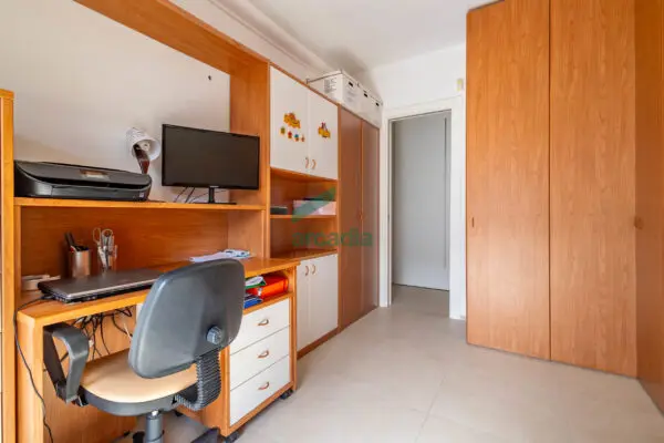 Quadrilocale via Rosario Livatino 97, Bari