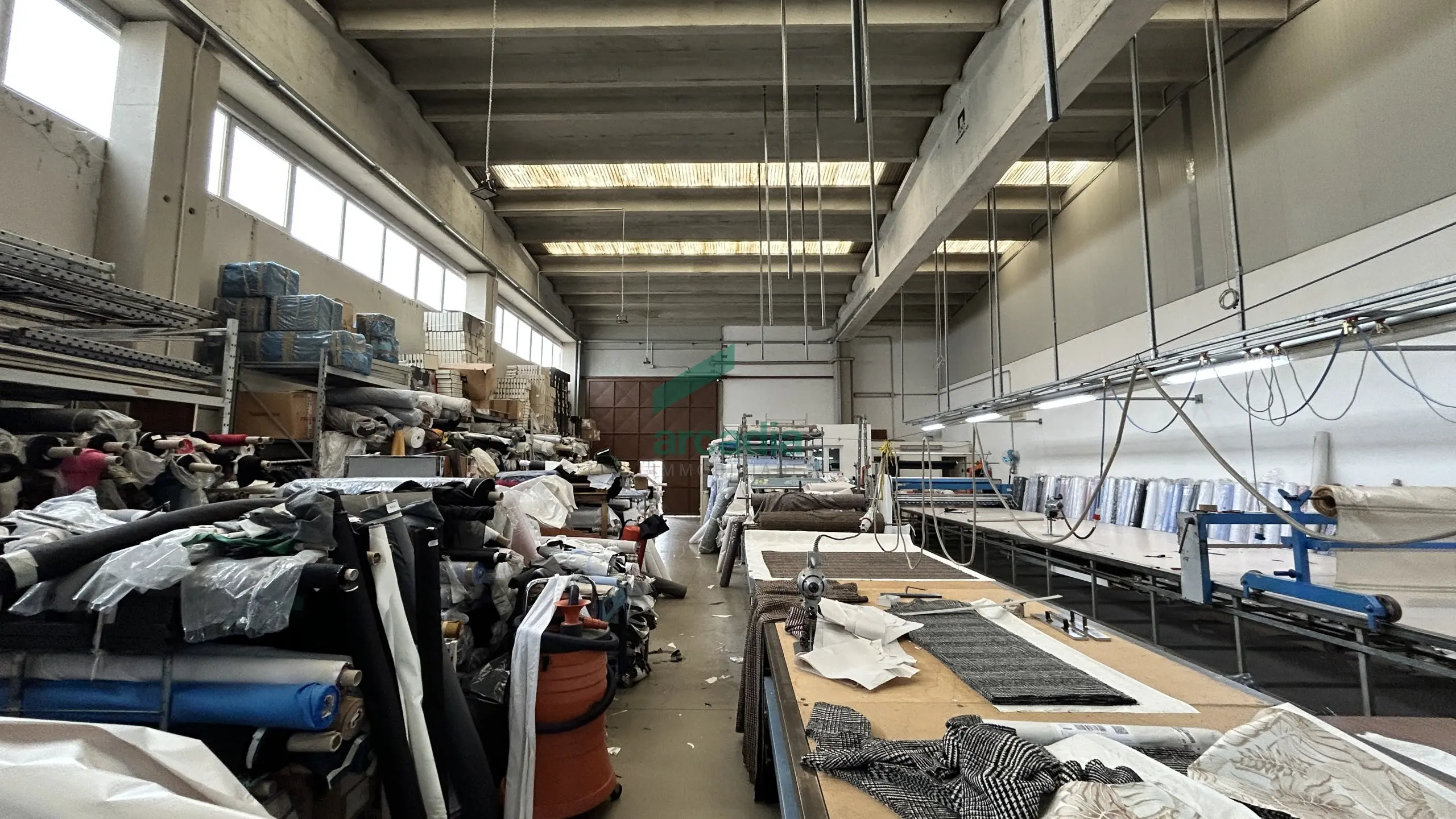 Immagine per Industriale in vendita a Modugno via Dei Vetrai 5