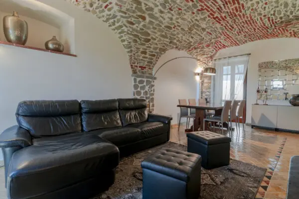 Villa Trifamiliare via Triboli, Sarzana
