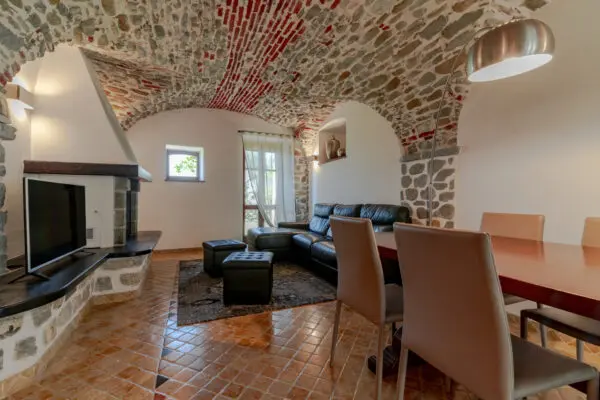 Villa Trifamiliare via Triboli, Sarzana