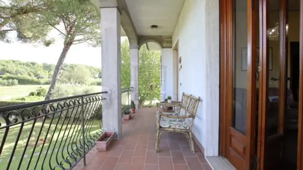 Villa Trifamiliare via Vecchia Pesciatina In Gragnano, Lucca
