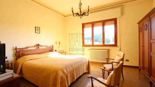 Villa Trifamiliare via Vecchia Pesciatina In Gragnano, Lucca