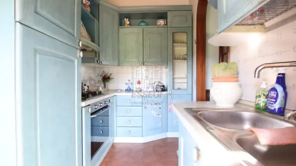 Villa Trifamiliare via Vecchia Pesciatina In Gragnano, Lucca