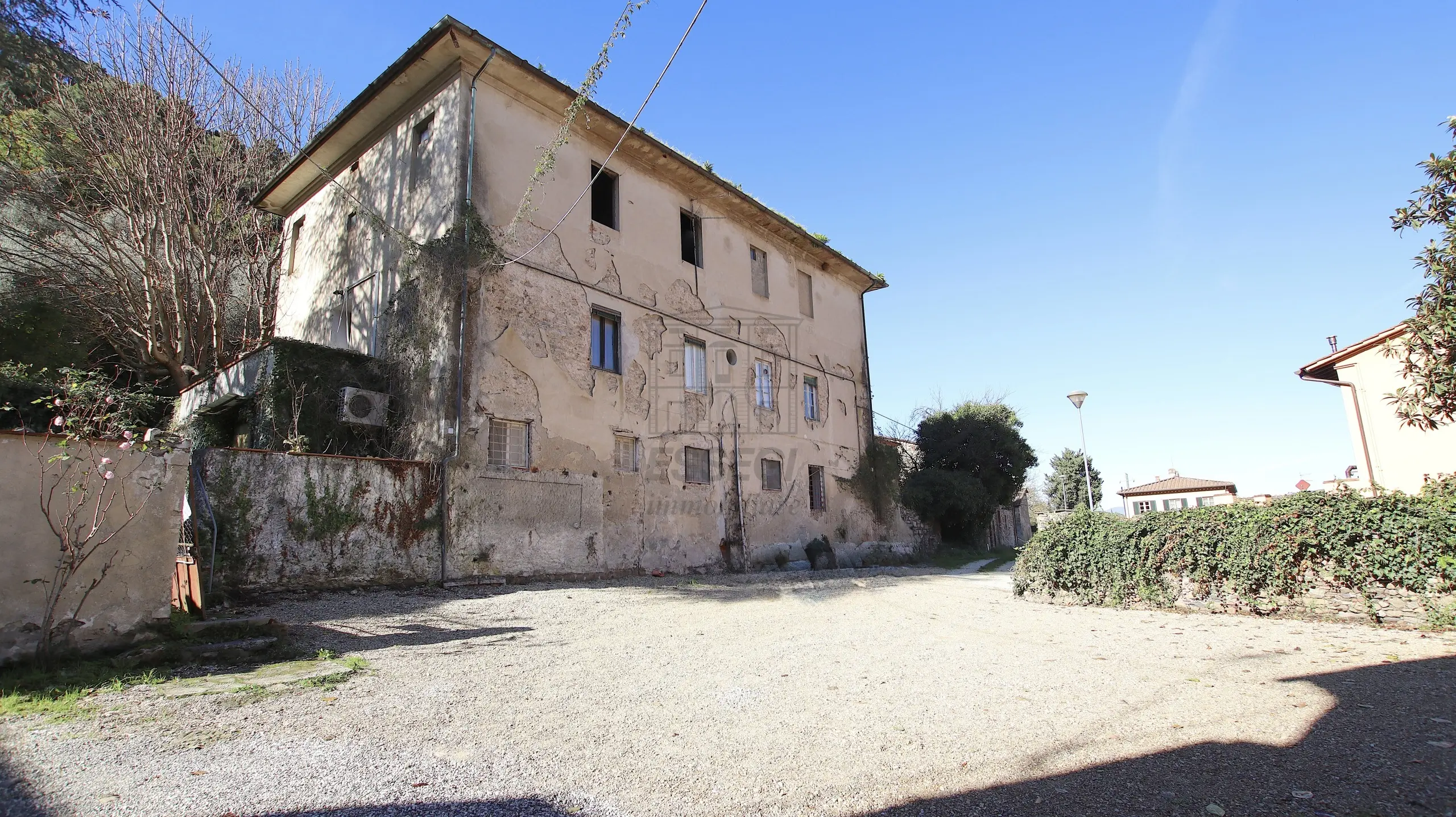 Immagine per Casale in vendita a Capannori via Guamo 34A