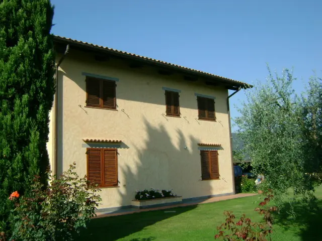Immagine per Villa trifamiliare in vendita a Ameglia via Xxv Aprile