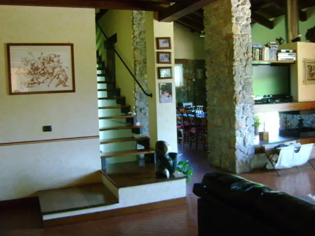 Immagine per Villa trifamiliare in vendita a Ameglia via Xxv Aprile
