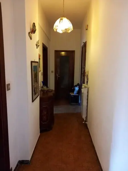 Trilocale via Umberto Maddalena 13, Vezzano Ligure