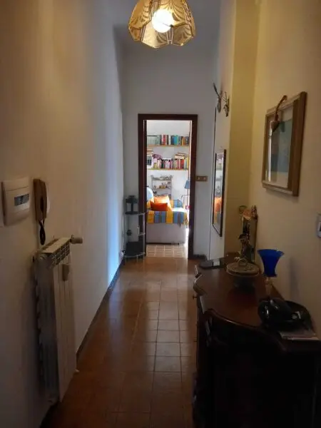 Trilocale via Umberto Maddalena 13, Vezzano Ligure
