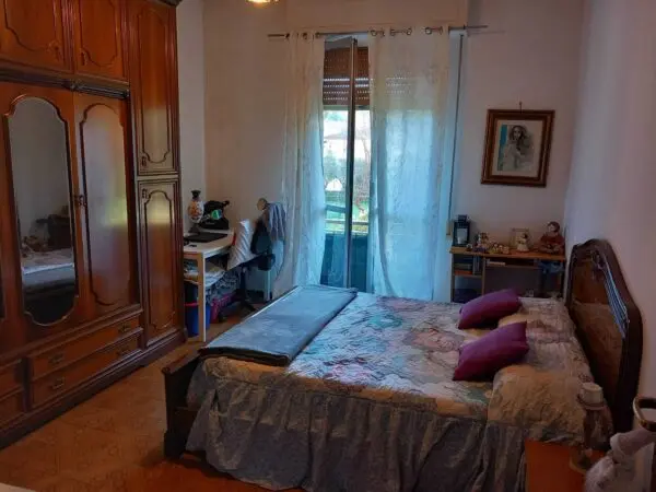 Trilocale via Umberto Maddalena 13, Vezzano Ligure