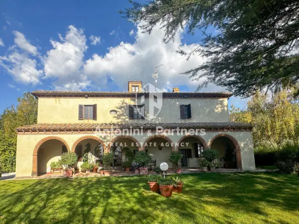 Casale strada Di Siano, Amelia