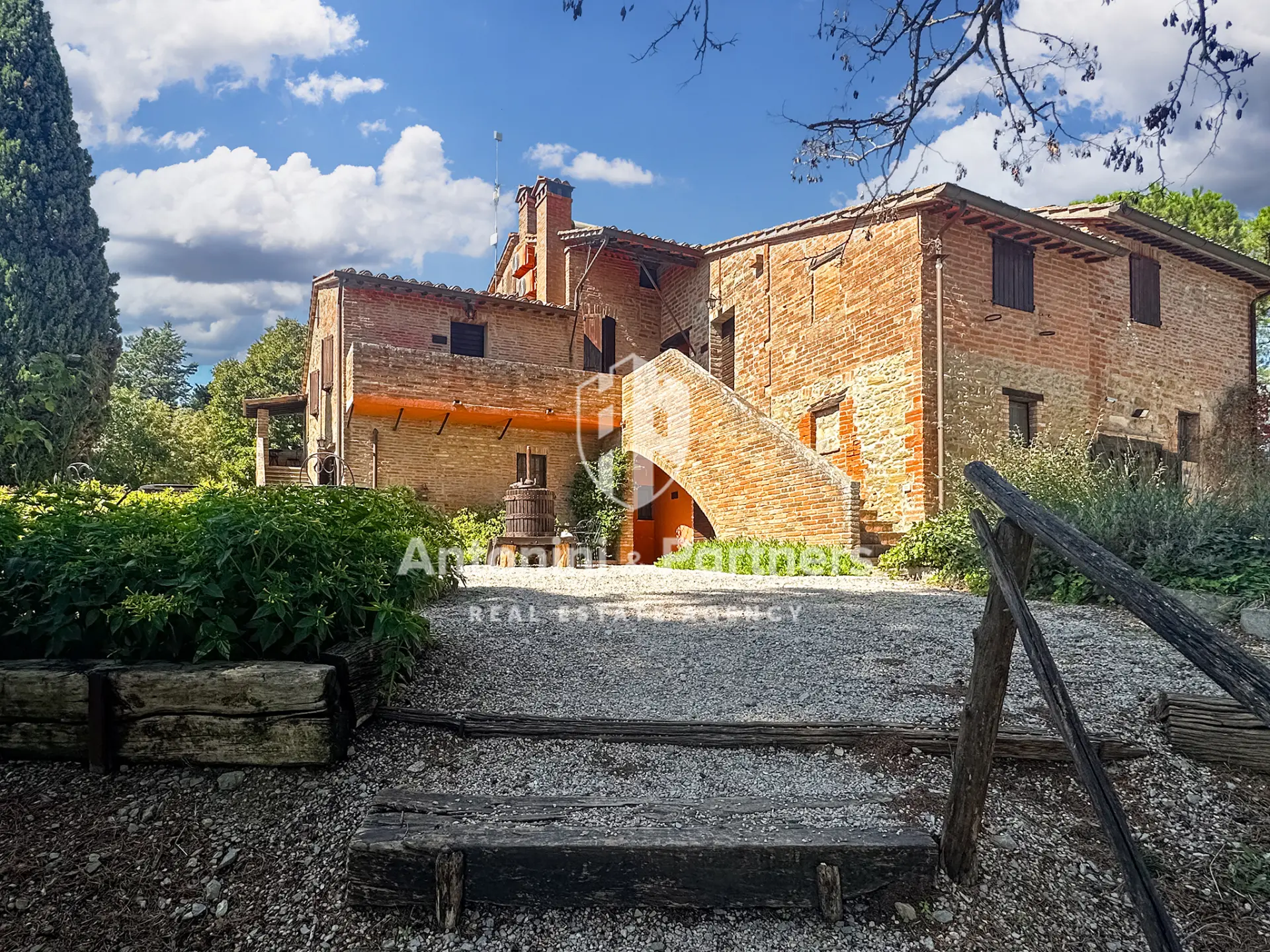 Immagine per Casale in vendita a Castiglione del Lago via Dei Partigiani