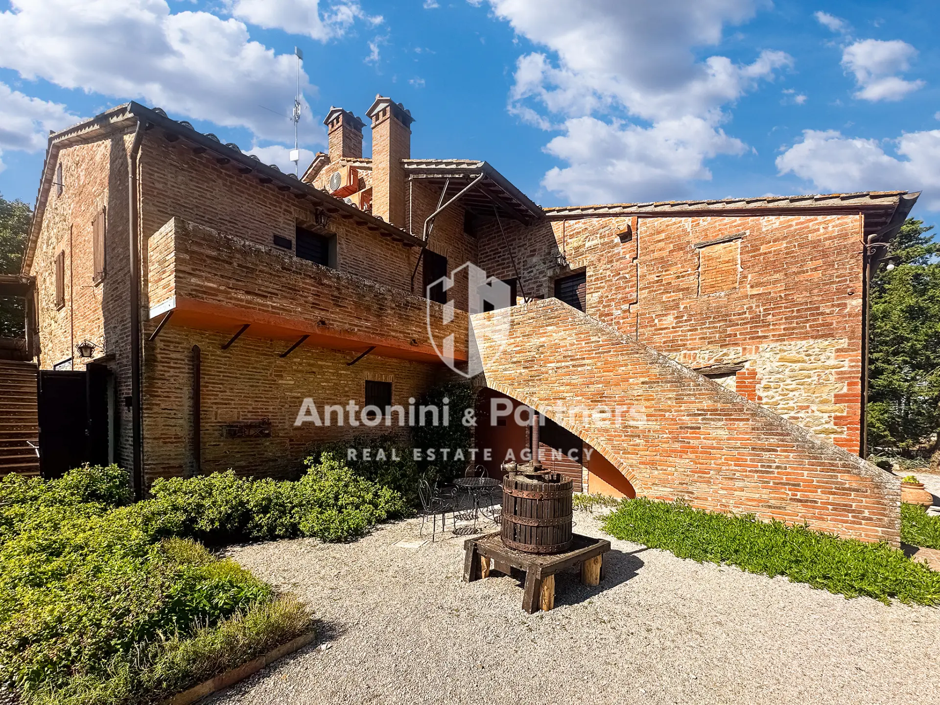 Immagine per Casale in vendita a Castiglione del Lago via Dei Partigiani