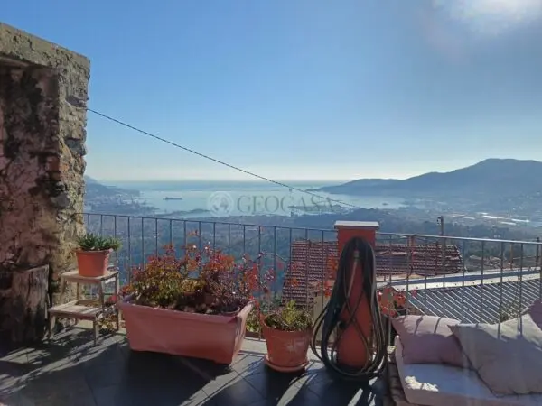 Terratetto via Castellazzo 20, La Spezia