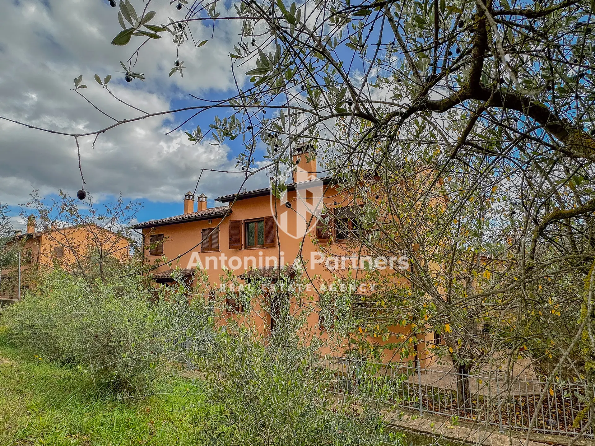 Immagine per Villa a schiera in vendita a Todi via Vocabolo Portafana