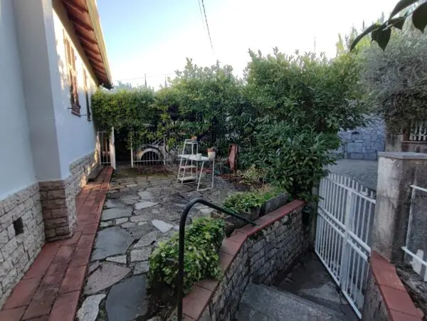 Villa Trifamiliare via Brigola, La Spezia