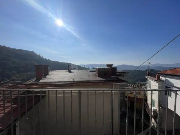 Terratetto via Volpara 10, Sarzana