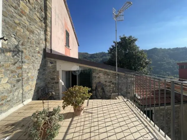 Terratetto via Volpara 10, Sarzana