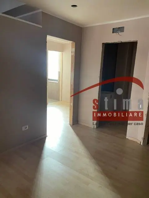 Immagine per Locale Commerciale in vendita a Siracusa via tevere 51