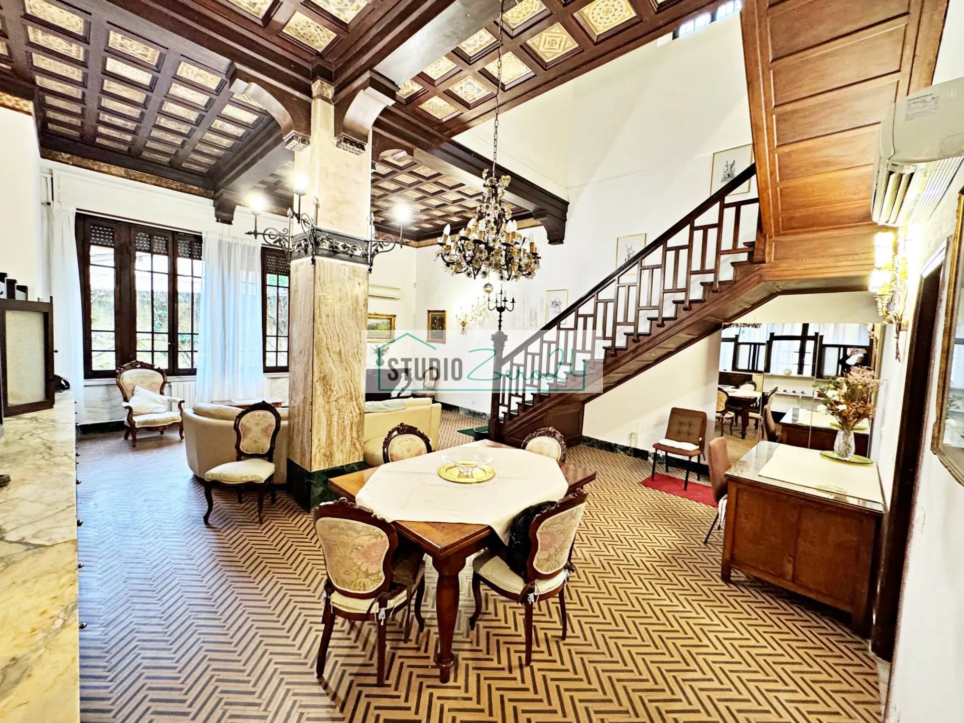 Immagine per Villa in vendita a Pietrasanta via capriglia 